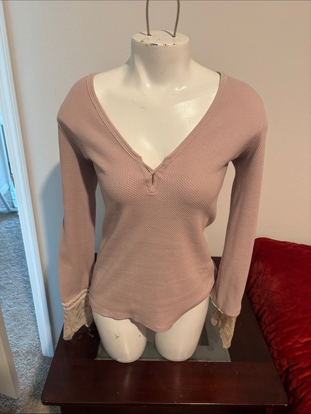 Free People Mauve V-Neck Thermal Top with Lace Trim